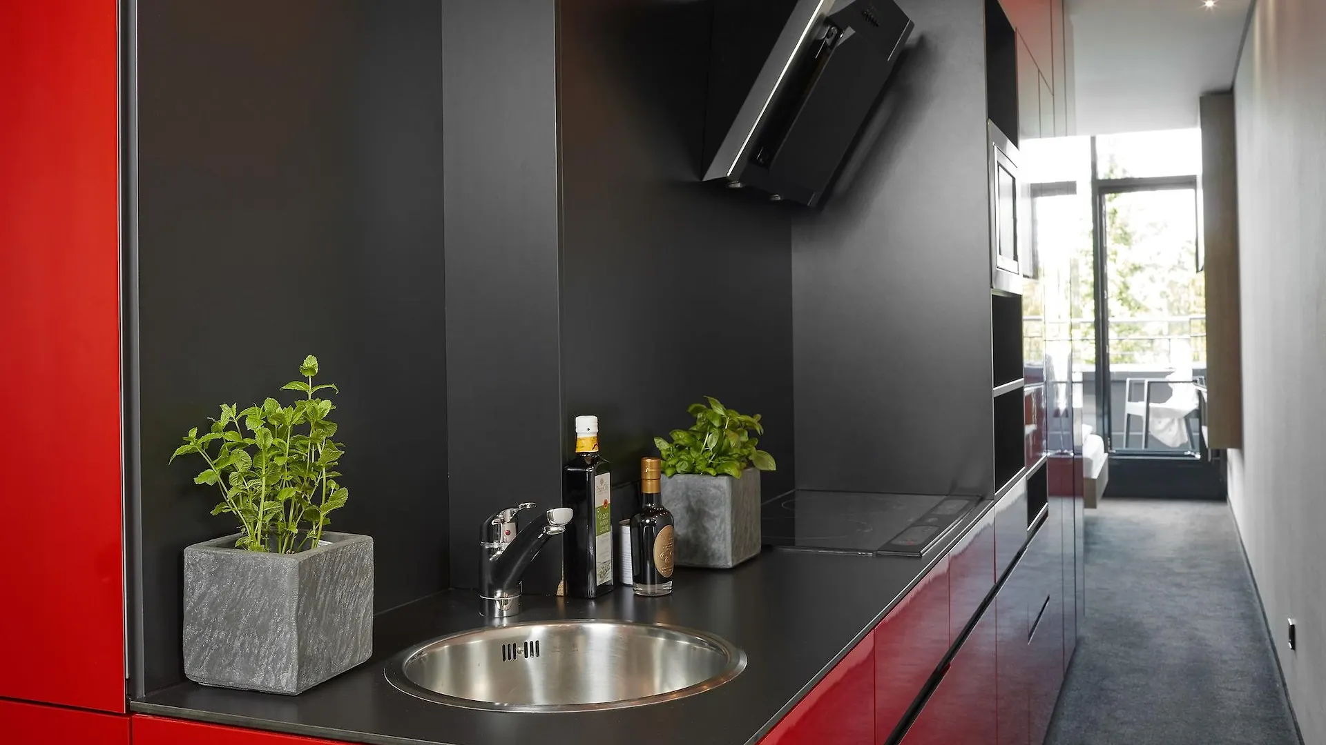 פרנקפורט Living Hotel Frankfurt 4*,  גרמניה