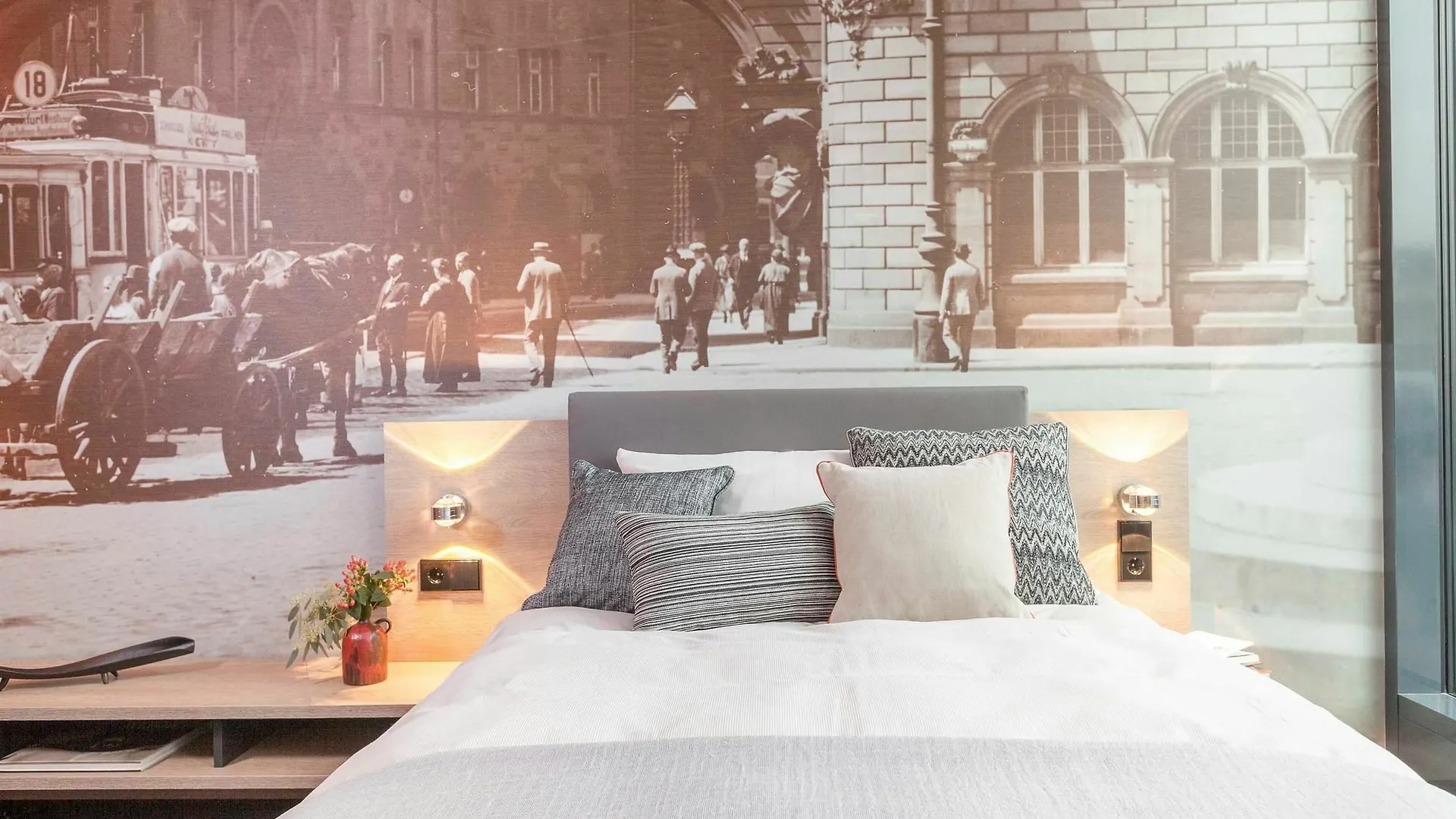 פרנקפורט Living Hotel Frankfurt 4*,  גרמניה